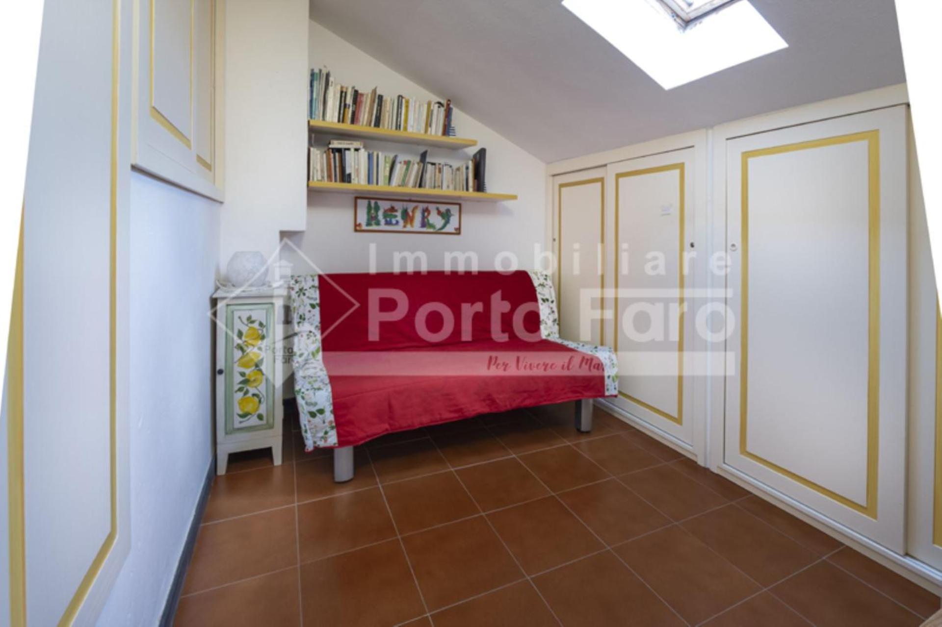 Villa 12 CENTRO - Trilocale vista mare sul Faro di Porto Faro Palau Esterno foto