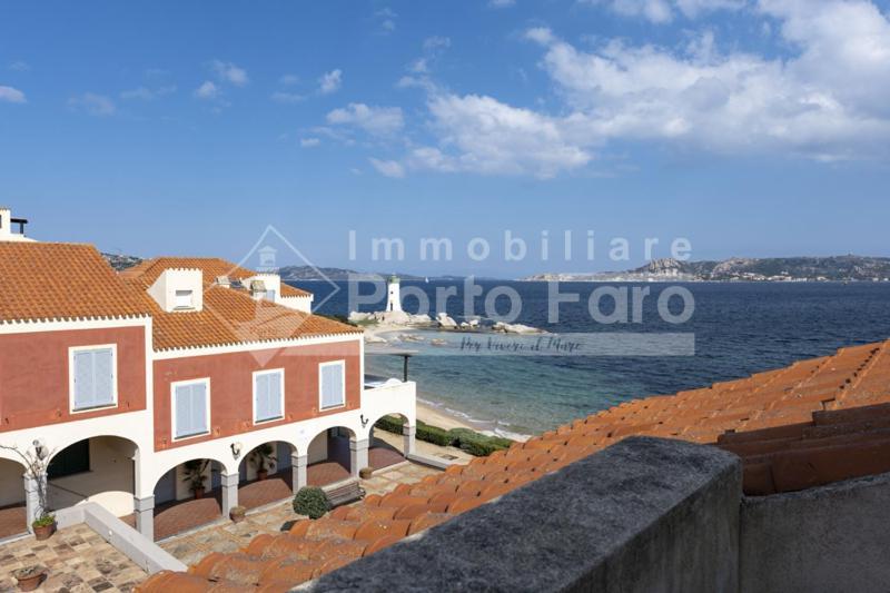 Villa 12 CENTRO - Trilocale vista mare sul Faro di Porto Faro Palau Esterno foto